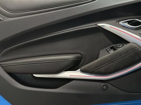 Used 2022 Chevrolet Camaro LT RWD image 14