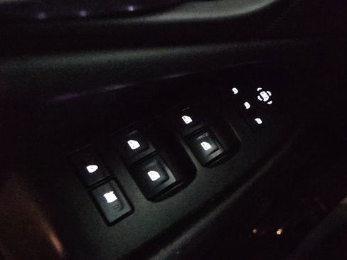 Used 2017 Cadillac Escalade Luxury image 47