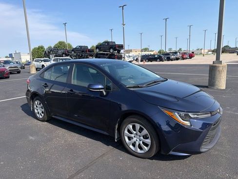 Used 2026 Toyota Corolla LE FWD image 1