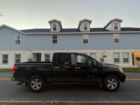 Used 2006 Nissan Titan SE image 4