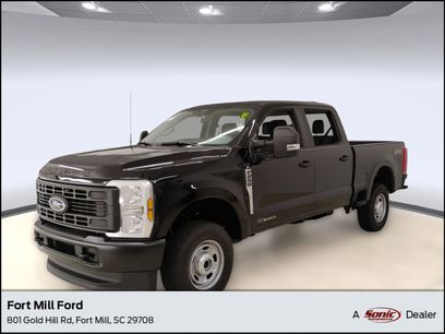 New 2025 Ford F250 XL w/ FX4 Off-Road Package