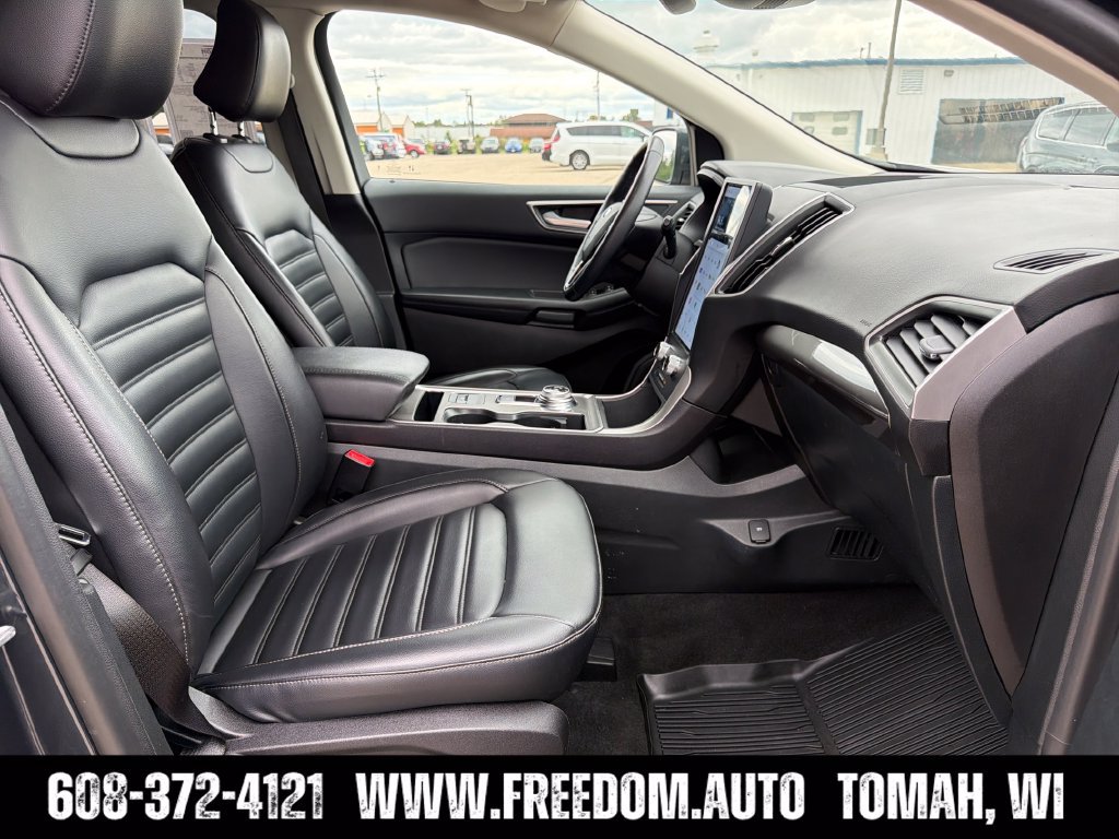 Used 2024 Ford Edge SEL AWD/4WD image 35