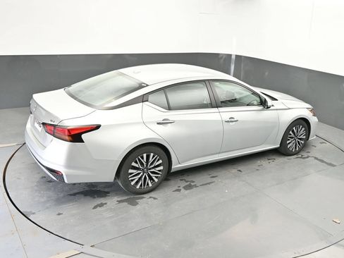 Used 2023 Nissan Altima 2.5 SV FWD image 36