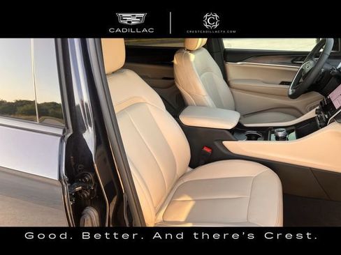 Used 2024 Jeep Grand Cherokee L Limited RWD image 23