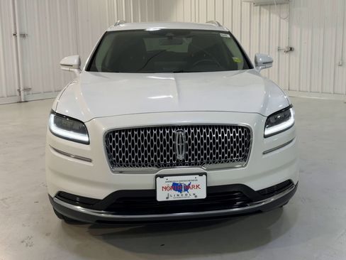 Used 2023 Lincoln Nautilus AWD w/ Premium Package image 4