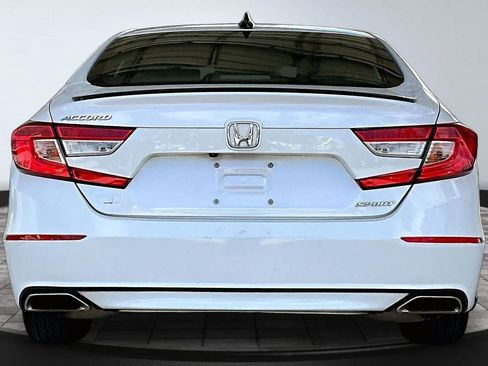Used 2022 Honda Accord Sport image 5
