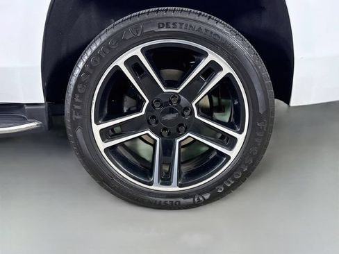 Used 2020 Chevrolet Tahoe Premier AWD/4WD image 33