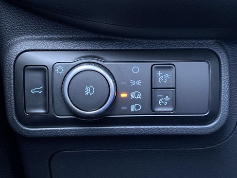 Used 2025 Ford Explorer ST-Line AWD/4WD image 17