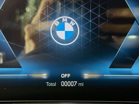 Used 2026 BMW X5 sDrive40i w/ M Sport Package RWD image 12