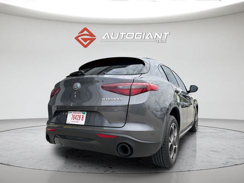 Used 2022 Alfa Romeo Stelvio Sprint RWD image 10