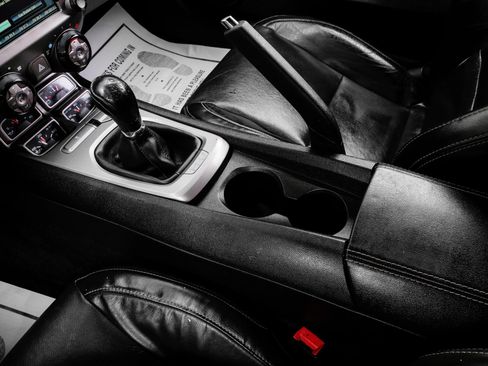 Used 2014 Chevrolet Camaro SS w/ RS Package image 31