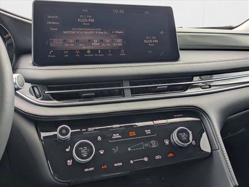 New 2025 INFINITI QX60 Luxe image 12