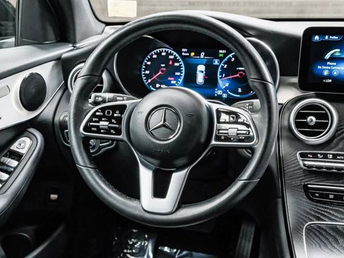 Used 2022 Mercedes-Benz GLC 300 image 16