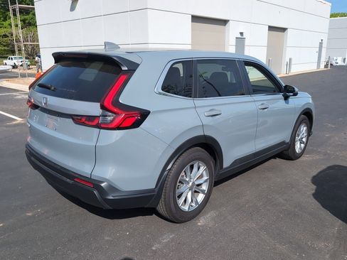 Used 2025 Honda CR-V EX image 7