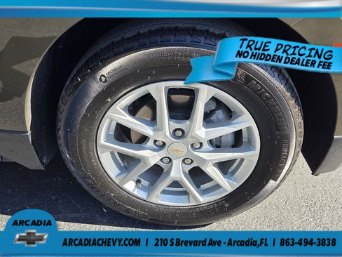 Used 2024 Chevrolet Equinox LT FWD image 12