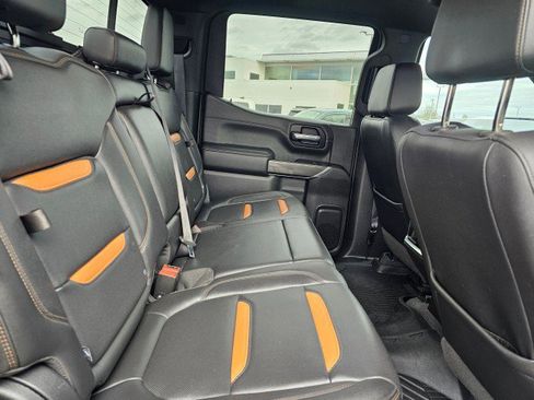Used 2020 GMC Sierra 1500 AT4 w/ AT4 Premium Package image 18
