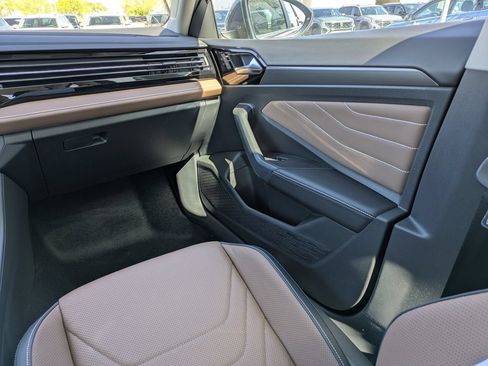 New 2026 Volkswagen Jetta SEL FWD image 18