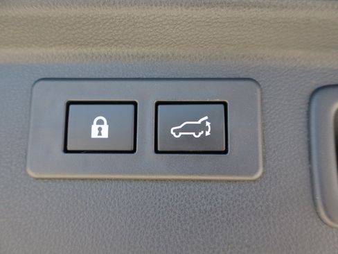 Used 2024 Subaru Forester Premium AWD/4WD image 25