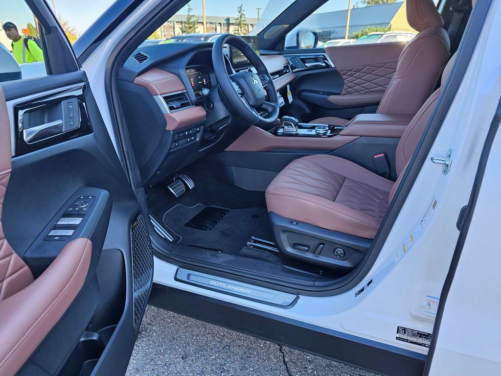 New 2026 Mitsubishi Outlander SEL AWD/4WD image 14