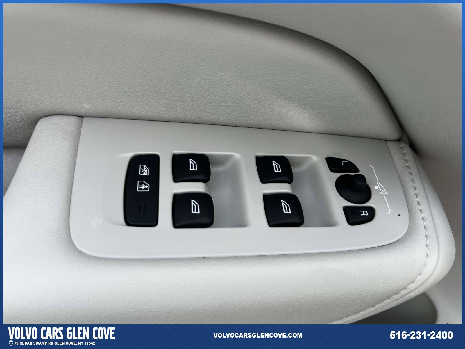 Used 2026 Volvo XC60 B5 Ultra w/ Protection Package Premier AWD/4WD image 16