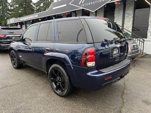 Used 2009 Chevrolet TrailBlazer SS w/ Sun And 6-Disc Cd Package image 3