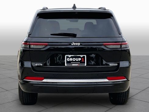 New 2026 Jeep Grand Cherokee Summit AWD/4WD image 4