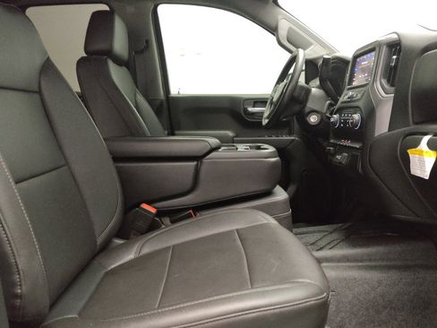 Used 2021 Chevrolet Silverado 1500 W/T w/ WT Value Package AWD/4WD image 21