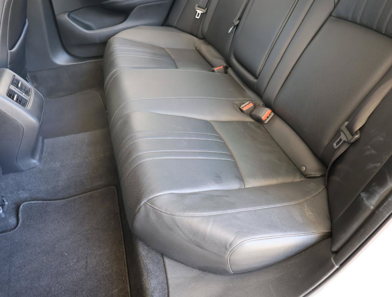 Used 2019 Honda Accord Touring image 23