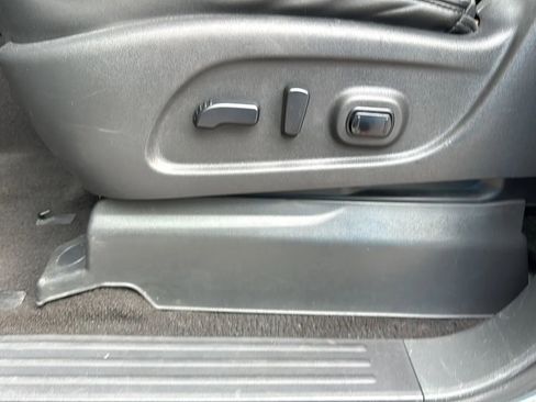 Used 2019 Nissan Titan PRO-4X AWD/4WD image 23