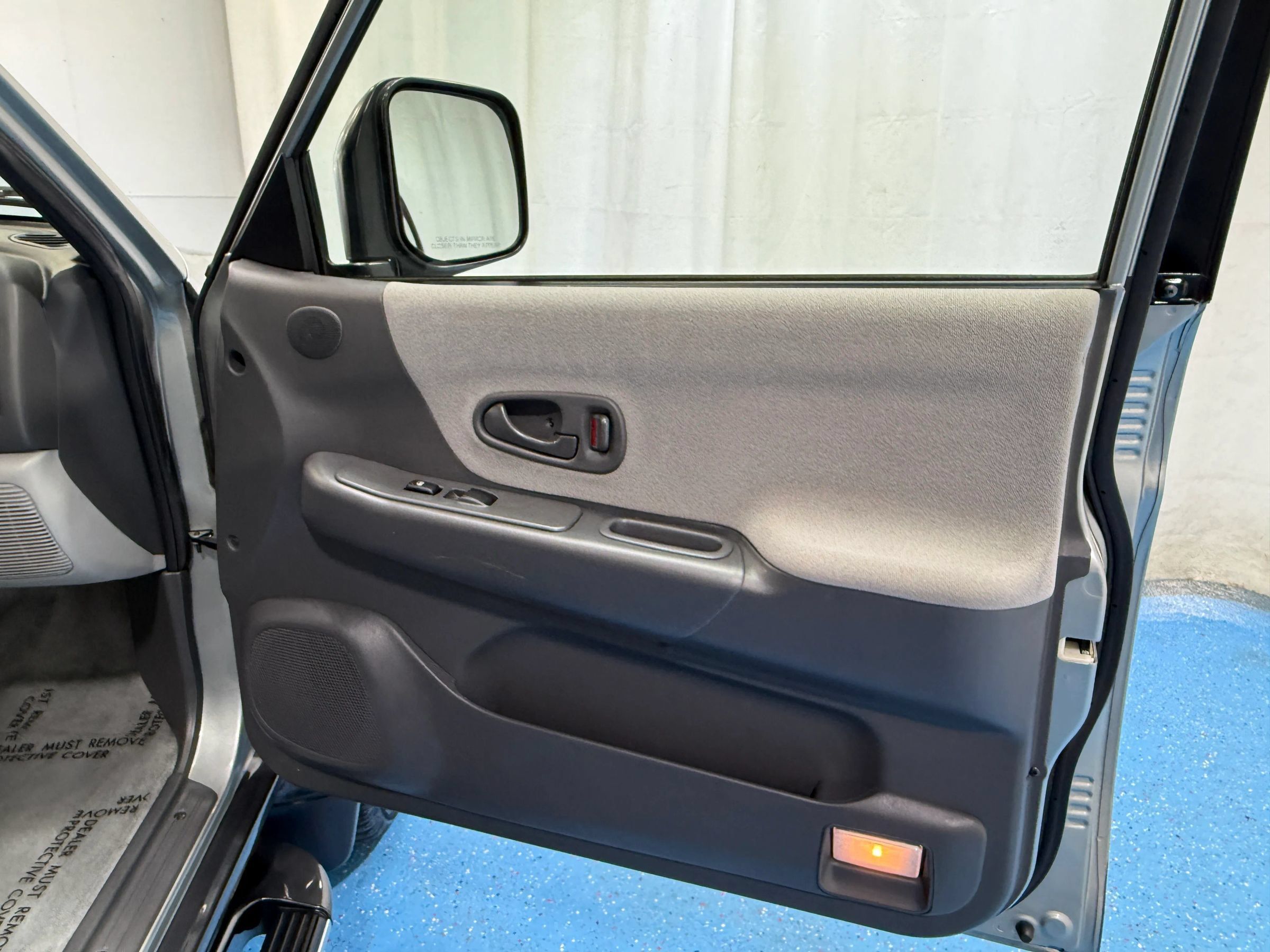 Used 2000 Mitsubishi Montero Sport XLS AWD/4WD image 28