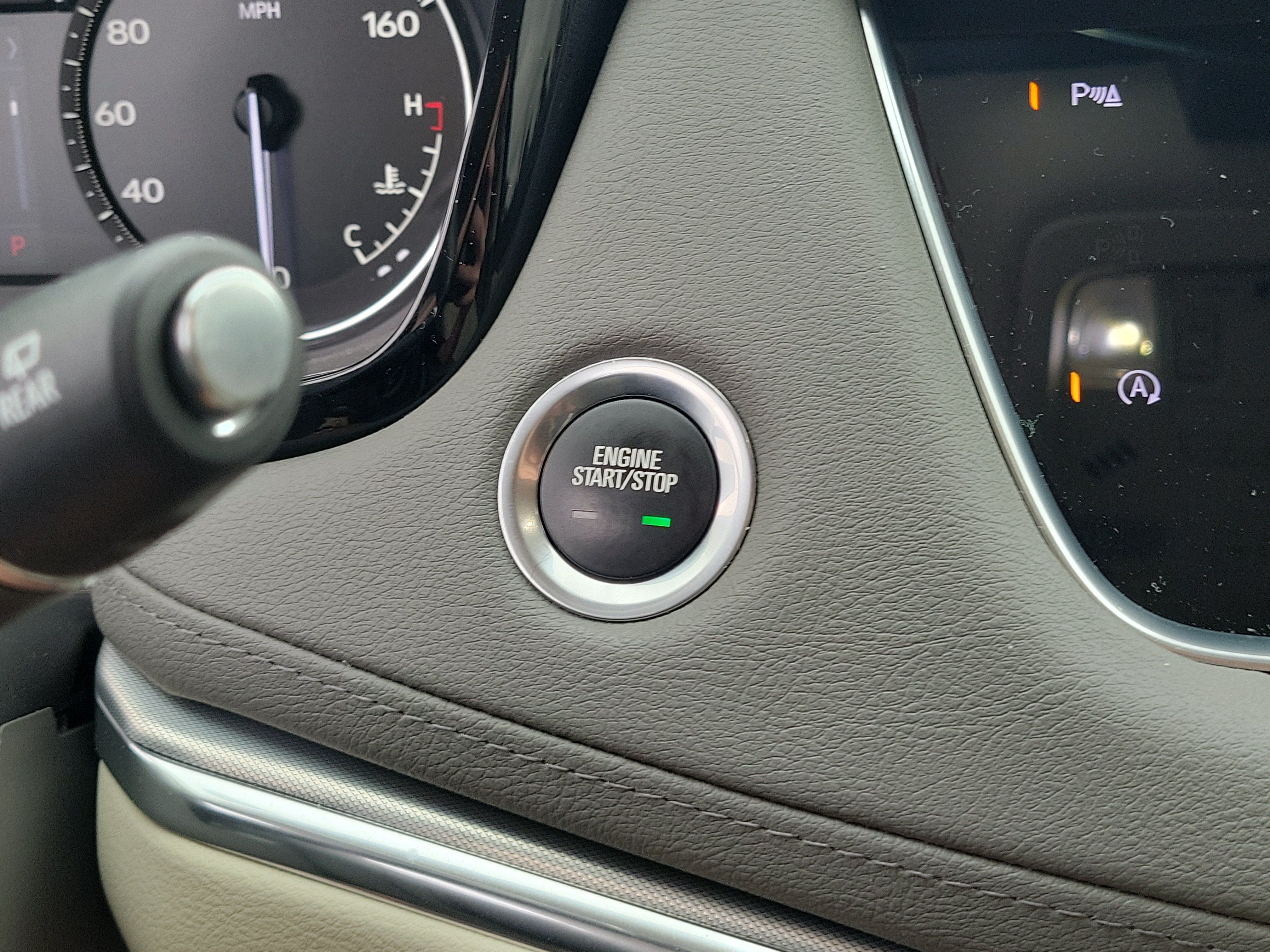 Used 2021 Cadillac XT5 Premium Luxury FWD image 31