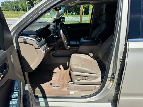 Used 2017 Chevrolet Tahoe Premier AWD/4WD image 15