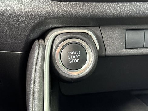 Used 2025 Toyota Grand Highlander FWD image 34