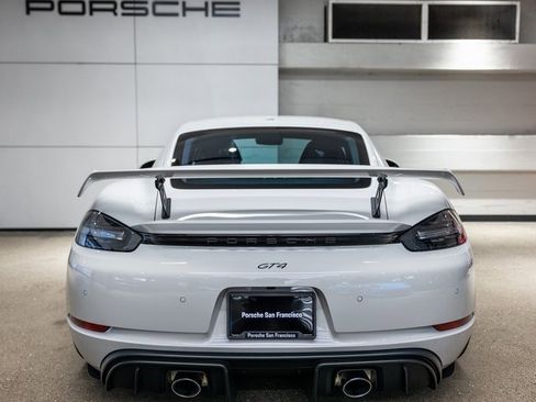 Used 2020 Porsche 718 Cayman GT4 image 7