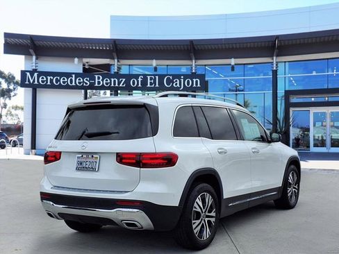 Certified 2024 Mercedes-Benz GLB 250 image 3