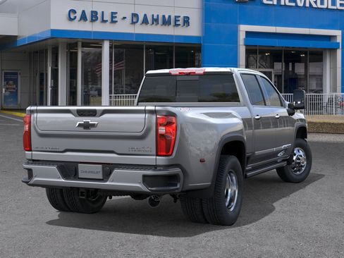 New 2026 Chevrolet Silverado 3500 High Country w/ High Country Premium Package AWD/4WD image 4
