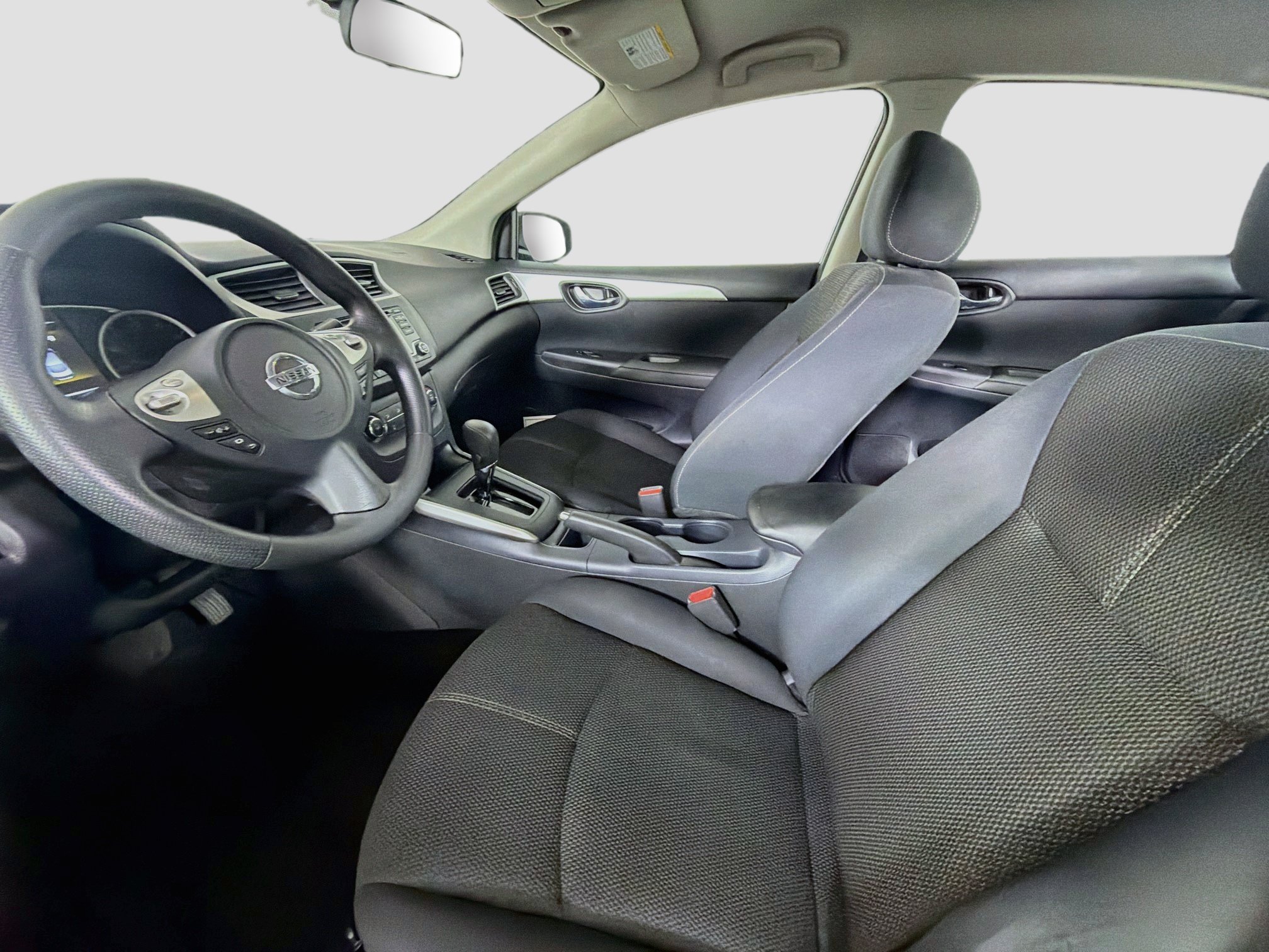 Used 2018 Nissan Sentra S FWD image 13