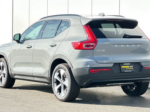 New 2026 Volvo XC40 B5 Plus w/ Protection Package Premier image 3