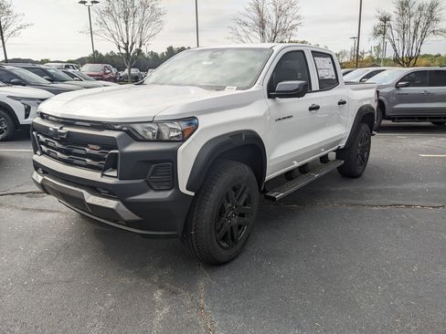 New 2025 Chevrolet Colorado Trail Boss image 3