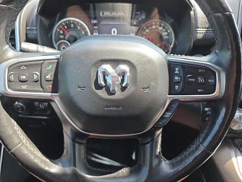 Used 2019 RAM 1500 Laramie AWD/4WD image 22