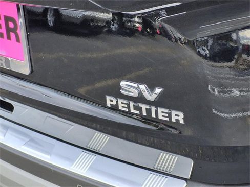 Used 2023 Nissan Rogue SV image 8