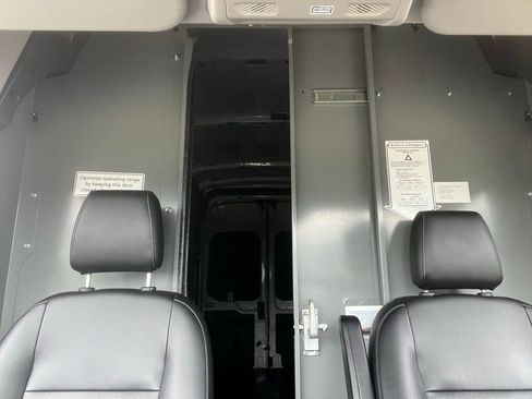 Used 2022 Ford E-Transit 148 High Roof w/ Load Area Protection Package image 16