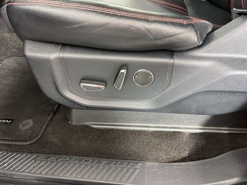 Used 2020 Ford Expedition Limited w/ Equipment Group 303A image 26