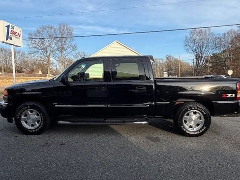 Used 2005 GMC Sierra 1500 SLT w/ Light Duty Power Package image 5