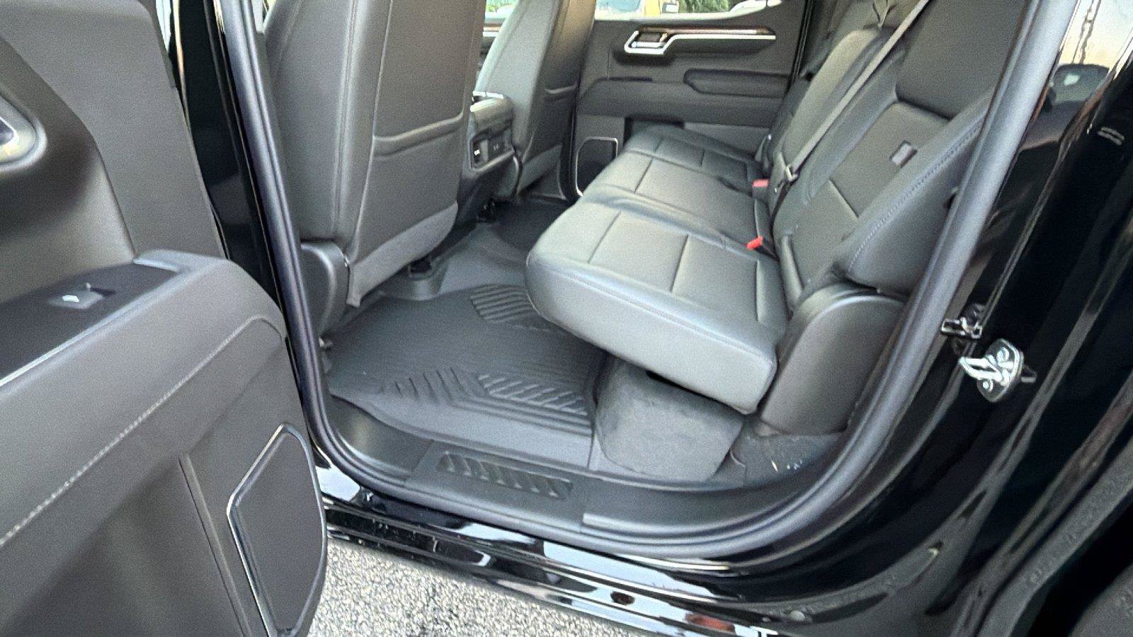 New 2026 Chevrolet Silverado 1500 RST w/ RST All Star Premium Package AWD/4WD image 19