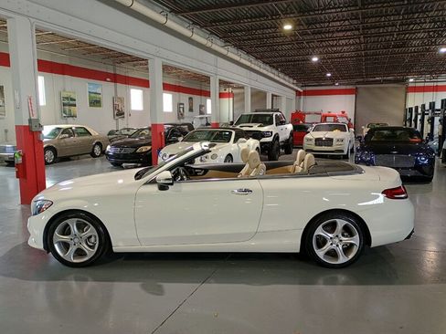 Used 2017 Mercedes-Benz C 300 Cabriolet image 2