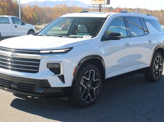 New 2026 Chevrolet Traverse High Country w/ LPO, Floor Liner Package video 3