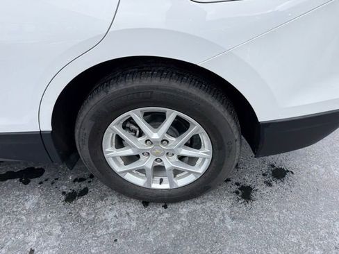 Used 2024 Chevrolet Equinox LT image 6