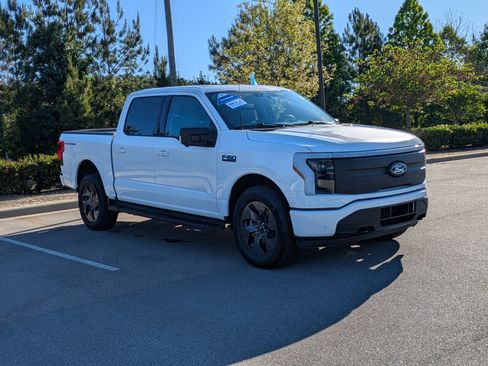 Certified 2025 Ford F150 Lightning Flash AWD/4WD image 1