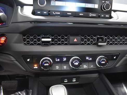 Used 2024 Honda Accord EX image 19